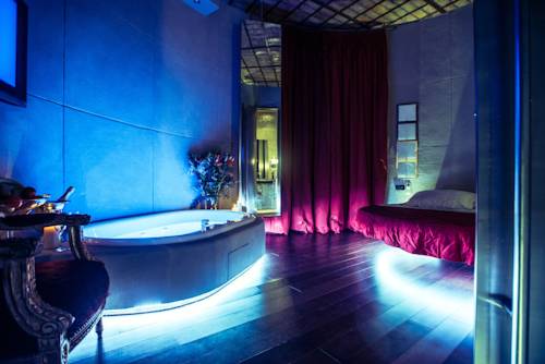 Mdm Luxury Rooms Guesthouse
