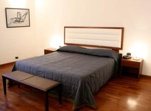 Royal Maniace Hotel