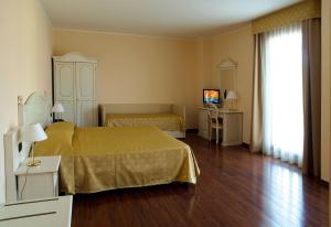 International Hotel