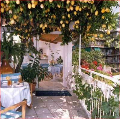 Maison Raphael