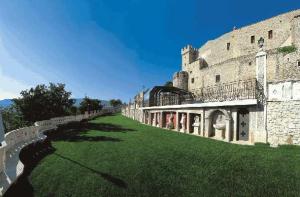 Castello Orsini Hotel