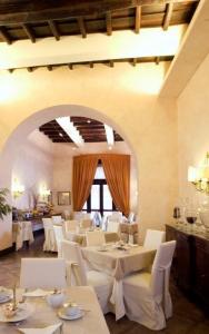Hotel Adriano