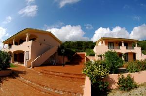 Li Tauli Apartments