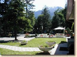 Jolly Residence