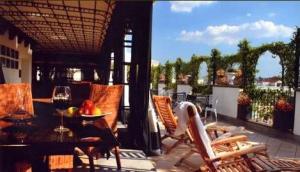 Hotel Isa