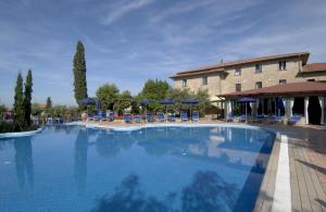 Villa Paradiso Village