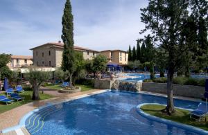 Villa Paradiso Village