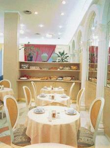 Demidoff Hotel