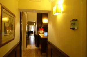 939 Hotel