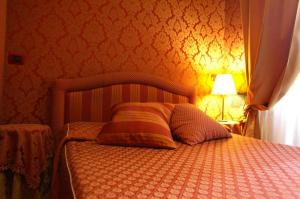 939 Hotel