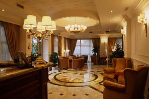 Sunrise Hotel