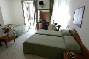 Hotel Dor??