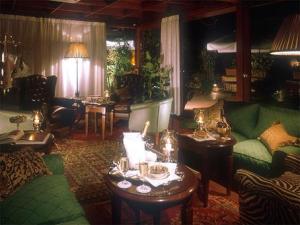 The Inn at the Spanish Steps