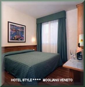 Hotel Floris