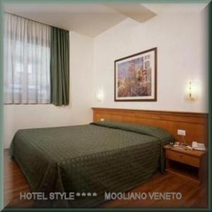 Hotel Floris