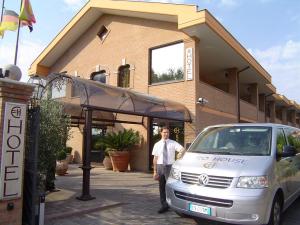 Euro House Inn Airport