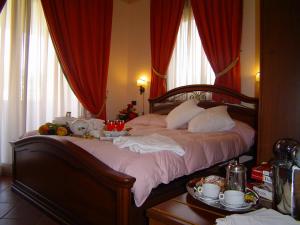 Euro House Inn Airport