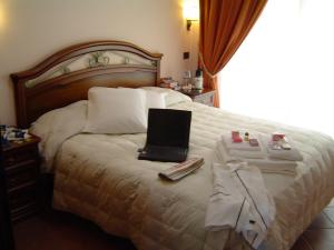 Euro House Inn Airport