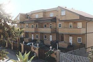 Hotel Euro House Suites