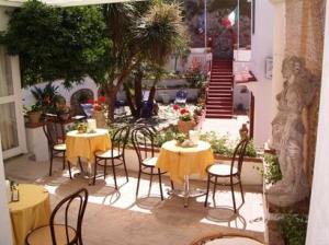 Mediterraneo Guest House