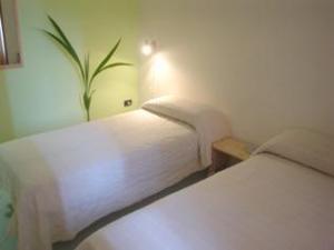 Hostel of the Sun
