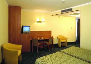 Hotel Re