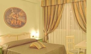 White Palace Hotel & Residence
