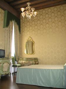 Hotel Belle Epoque