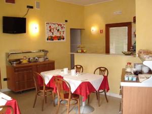 Hotel Cris