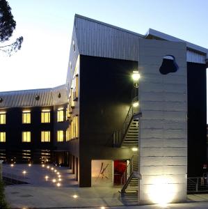 Black Hotel