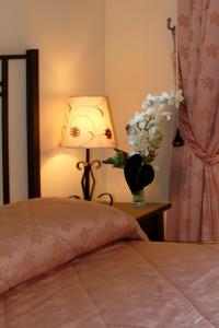 Aenea Superior Inn