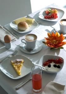 Hotel Mach Rome Airport