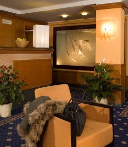 Hotel Mach Rome Airport