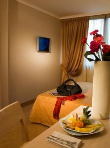 Hotel Mach Rome Airport