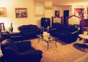 Ascot Lodging