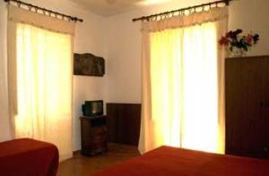 Le Petit Hotel
