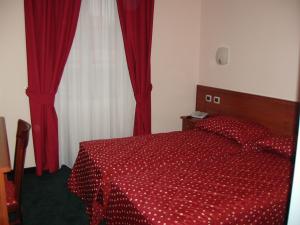 Hotel Urbani