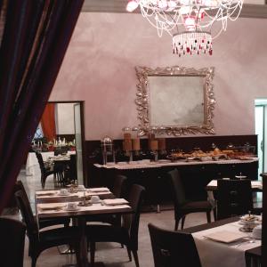 Borghese Palace Art Hotel