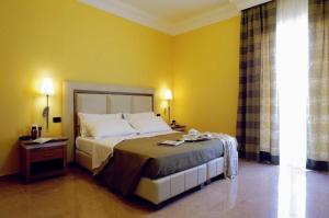 Victoria Palace Hotel