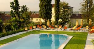 Byblos Art Hotel Villa Amist??
