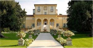 Byblos Art Hotel Villa Amist??