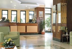 American Hotel