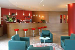 Luna Hotel Motel Airport