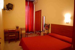 Hotel Cherubini