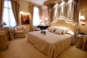Hotel A La Commedia