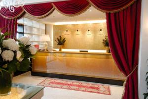 Hotel A La Commedia
