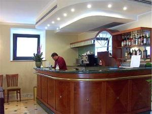 Hotel Osimar