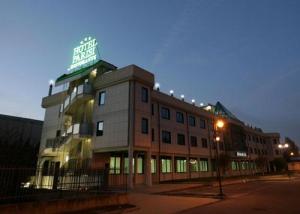 Hotel Parisi