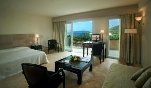 L'Ea Bianca Luxury Resort