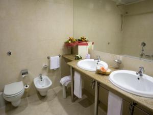 Ramada Naples